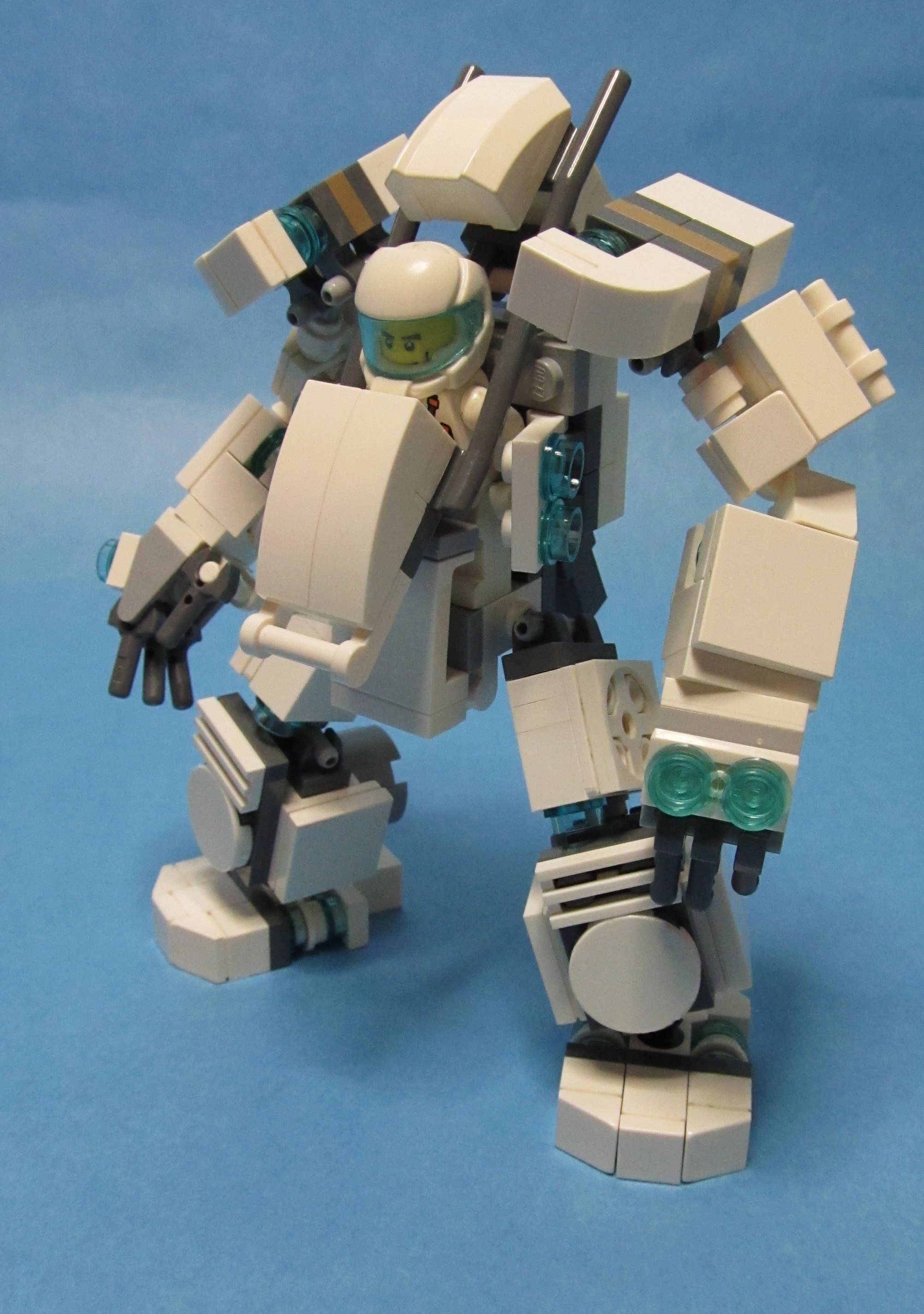LEGO MOC - Robot A.P.R.jpg