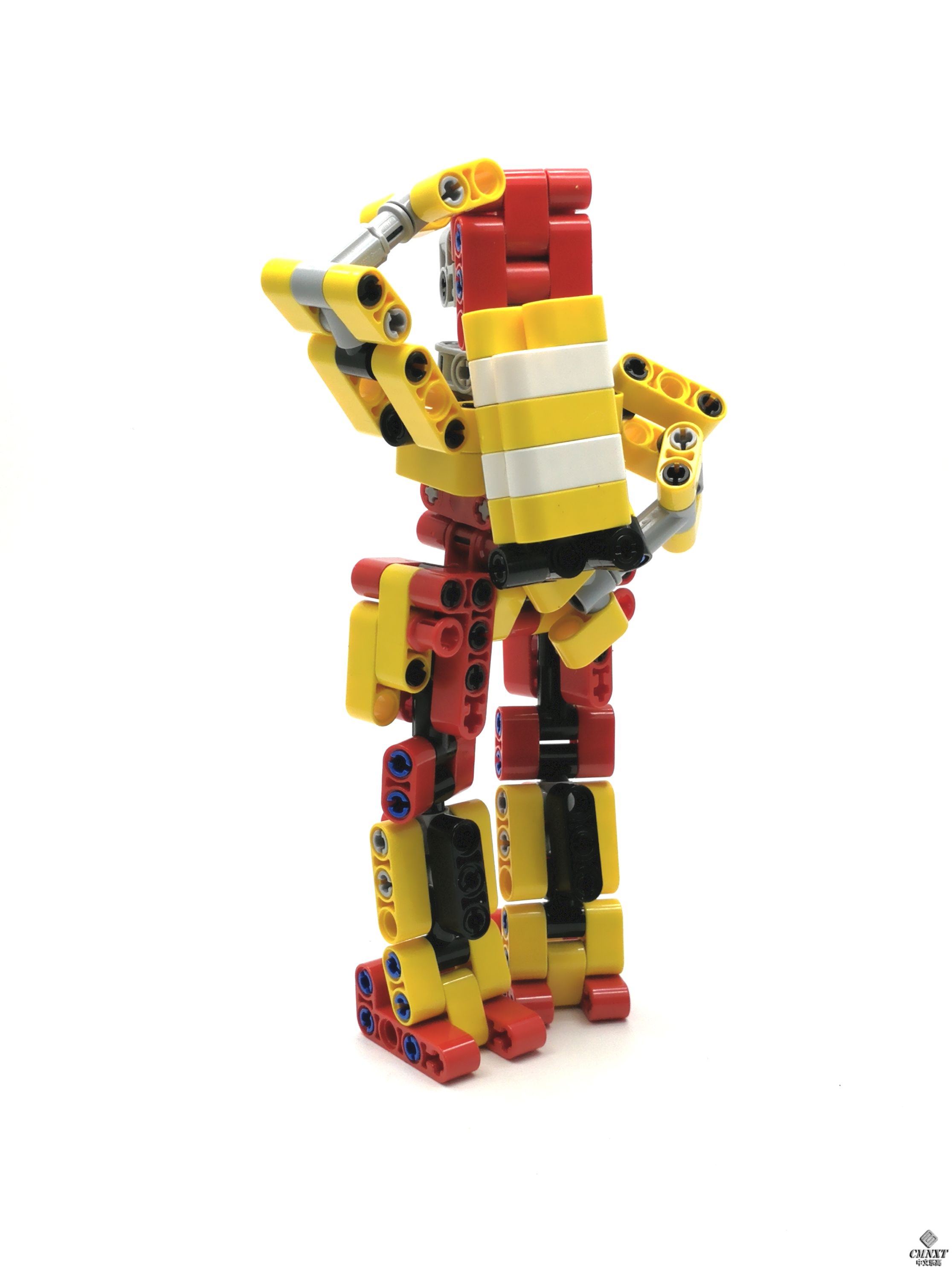 LEGO MOC - Pega Girl 02.jpg